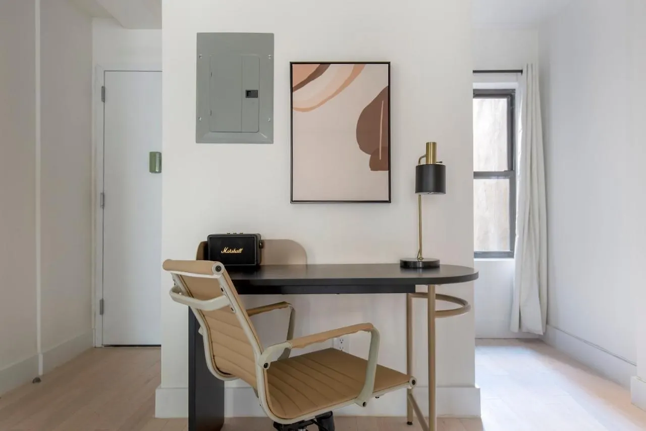 East Village 3Br W Wd Nr Union Square Nyc-994 뉴욕 아파트